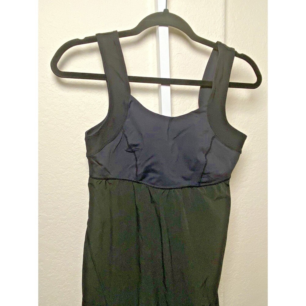 Lululemon Run‎ Chase Me Tank Top SZ 8 Black Adjustable Hem Active Running Yoga